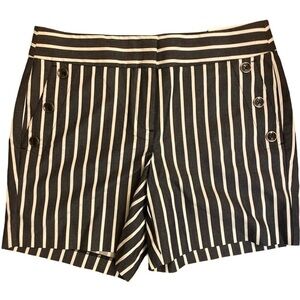 Banana Republic Mid Rise 6 inch Short -4 black , white striped sailor short NWT
